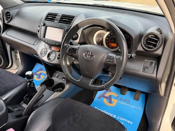 Used Toyota RAV4 2011 for sale - 77455356: Photo