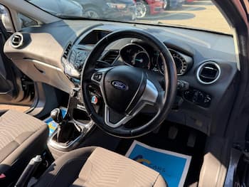 Used Ford Fiesta 2017 for sale - 79589720: Photo