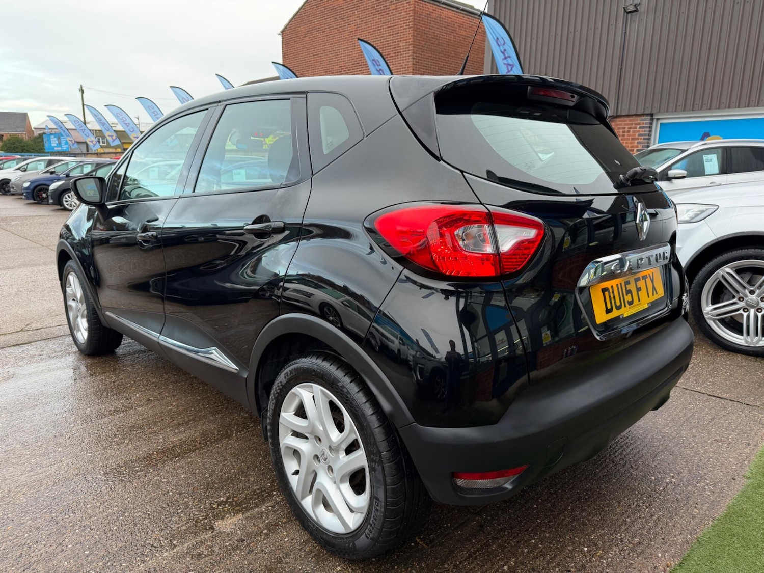 Used Renault Captur 2015 for sale - 77215191: Photo 17