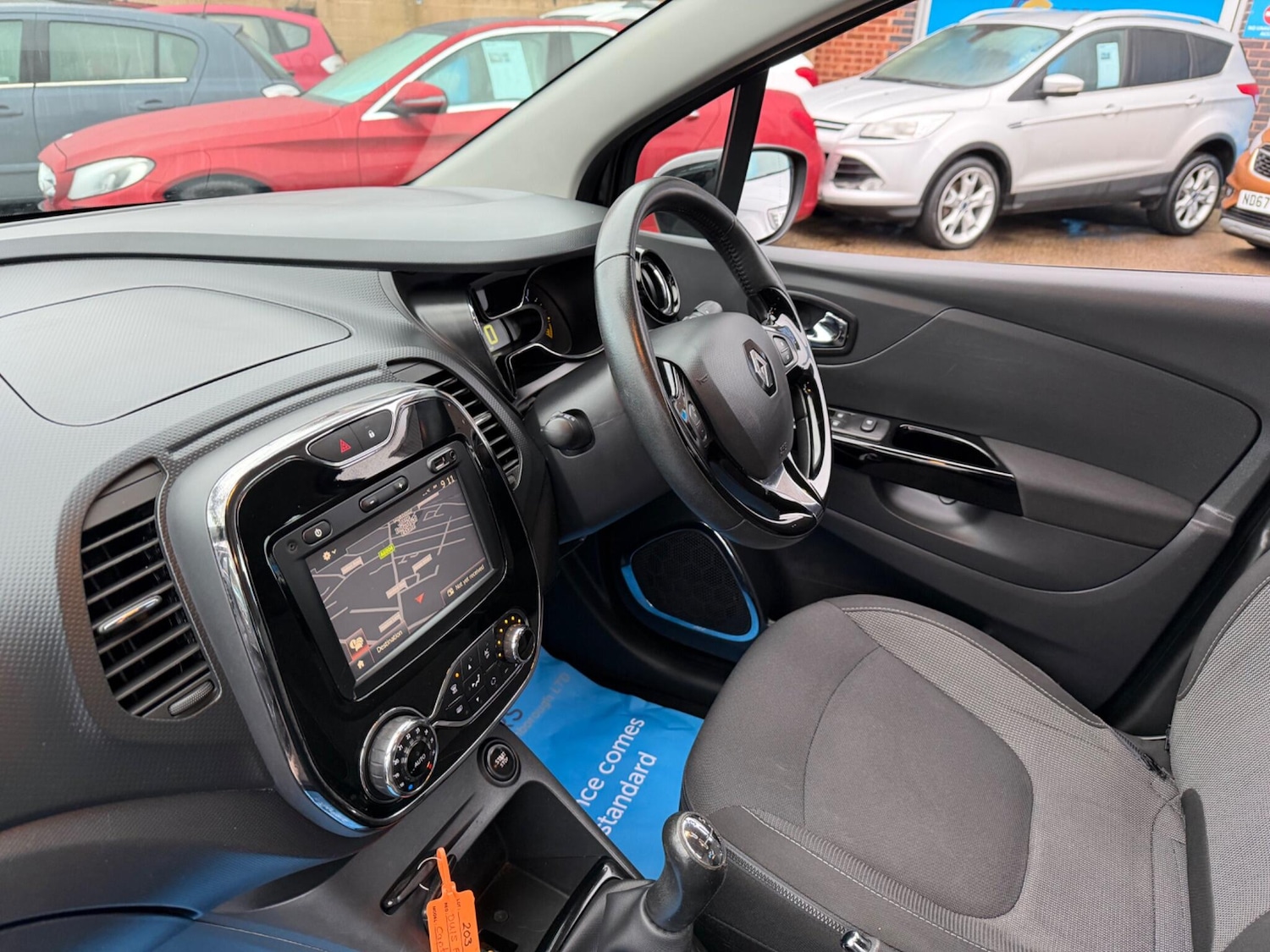 Used Renault Captur 2015 for sale - 77215191: Photo 33