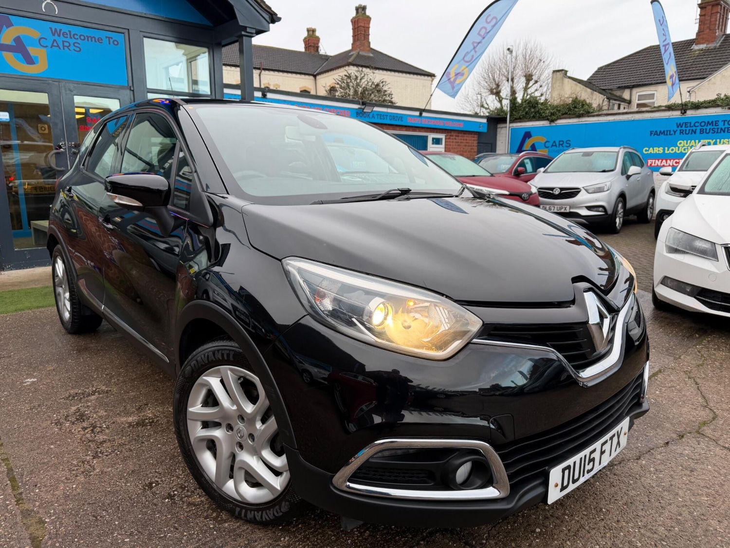 Used Renault Captur 2015 for sale - 77215191: Photo 45