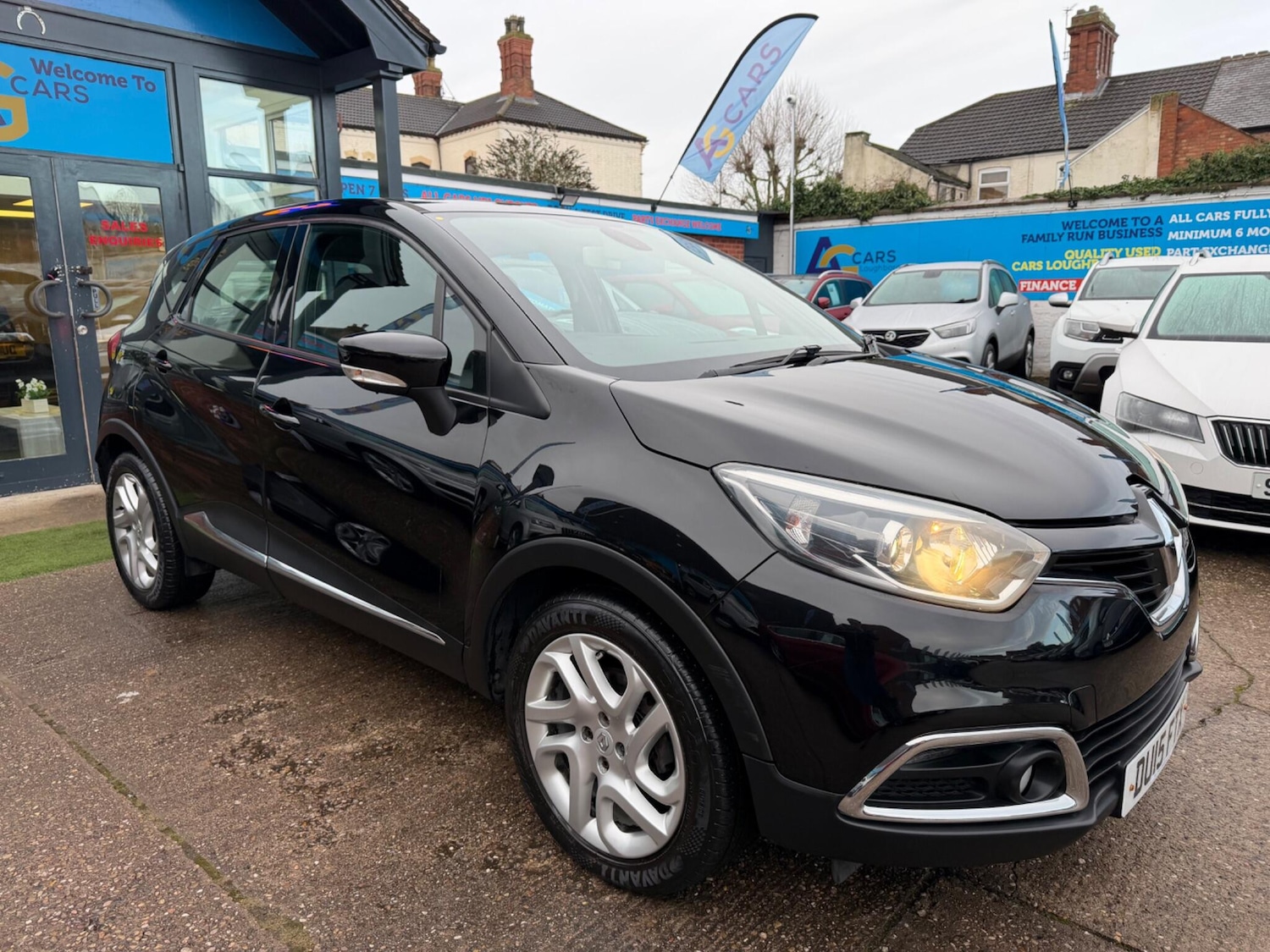 Used Renault Captur 2015 for sale - 77215191: Photo 46