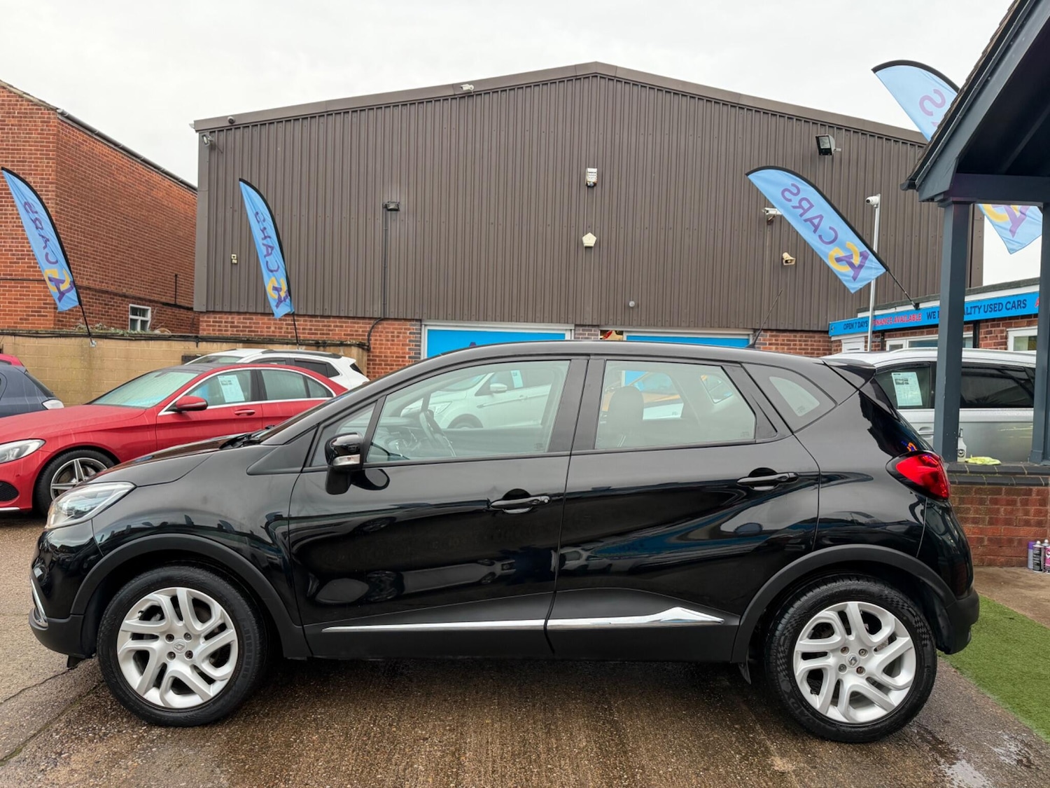 Used Renault Captur 2015 for sale - 77215191: Photo 47