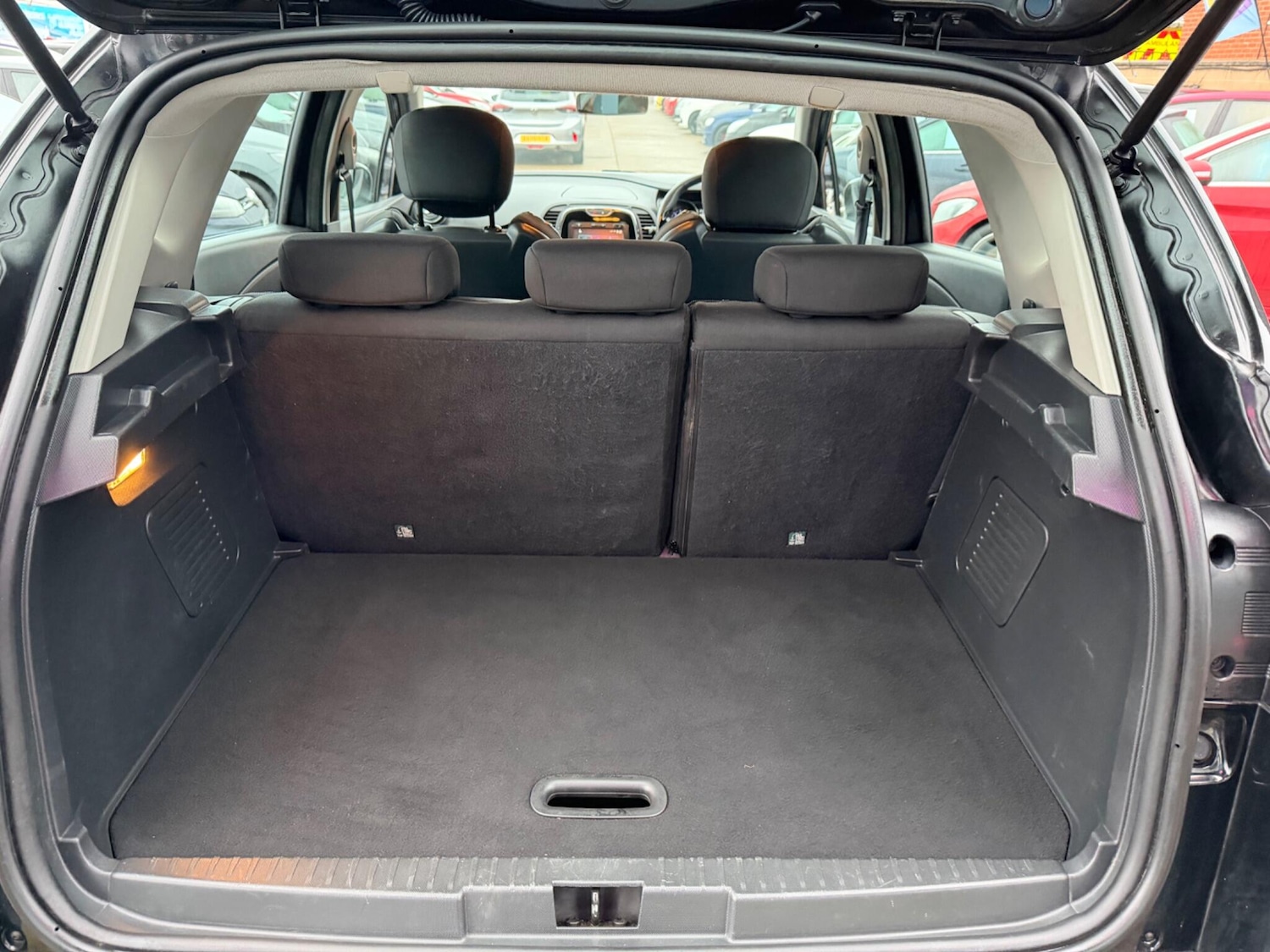 Used Renault Captur 2015 for sale - 77215191: Photo 53