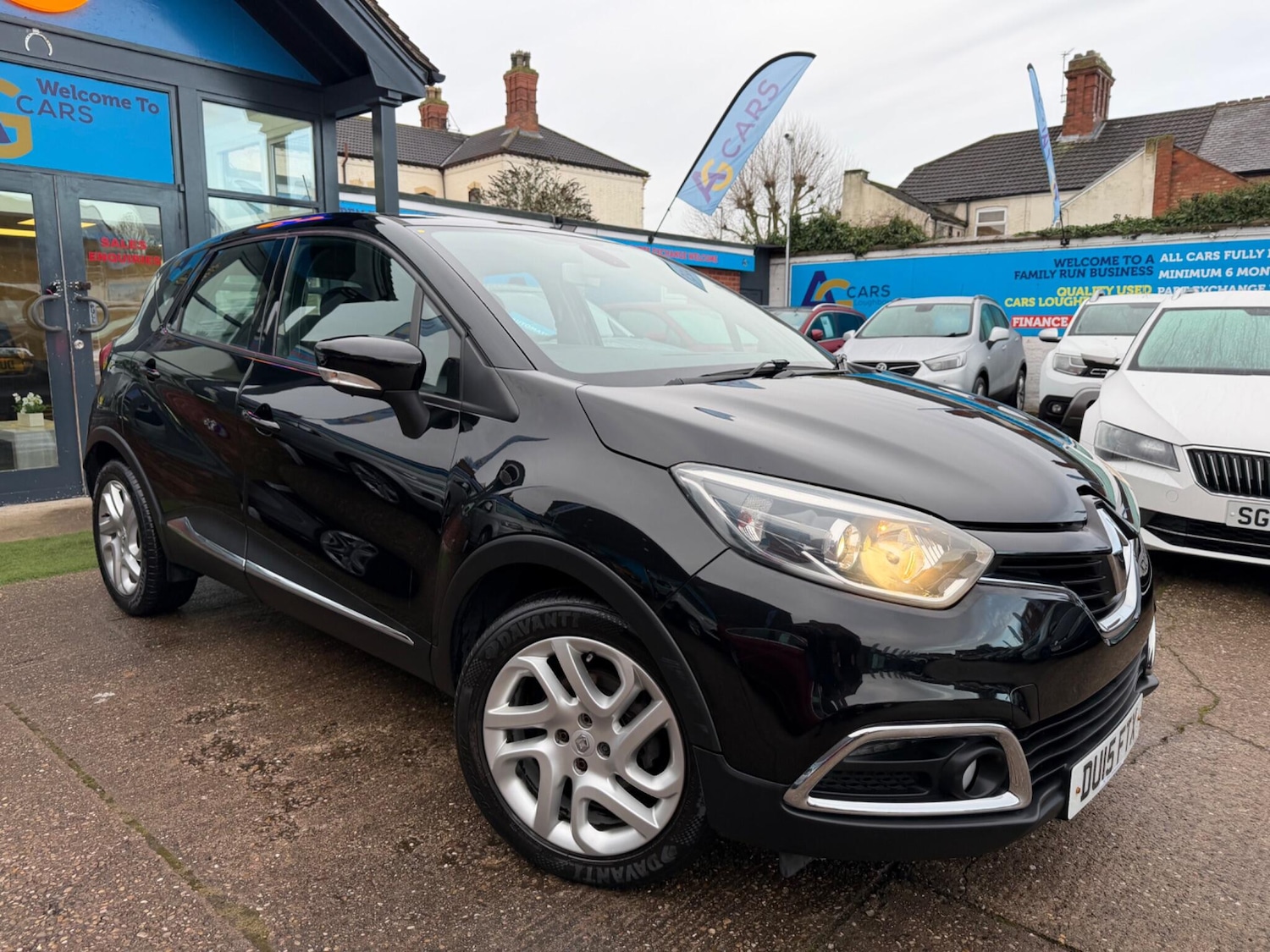 Used Renault Captur 2015 for sale - 77215191: Photo 9