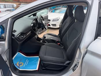 Used Ford Fiesta 2017 for sale - 79711511: Photo