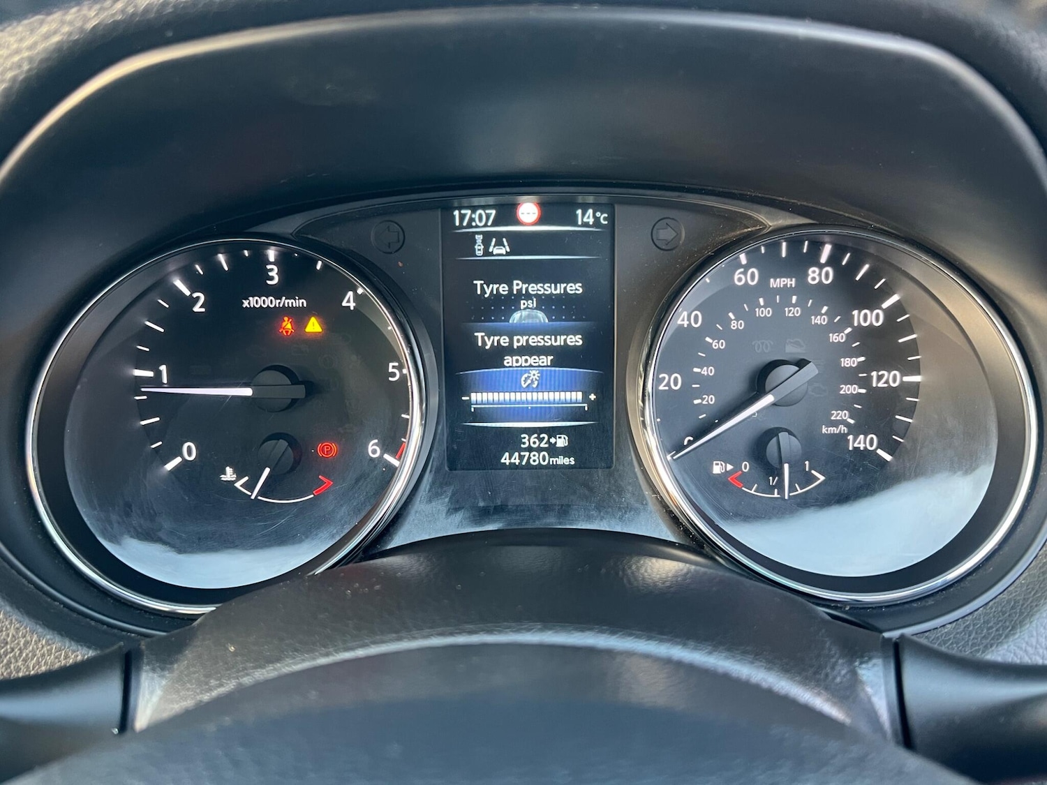 Used Nissan Qashqai 2017 for sale - 76988808: Photo 20