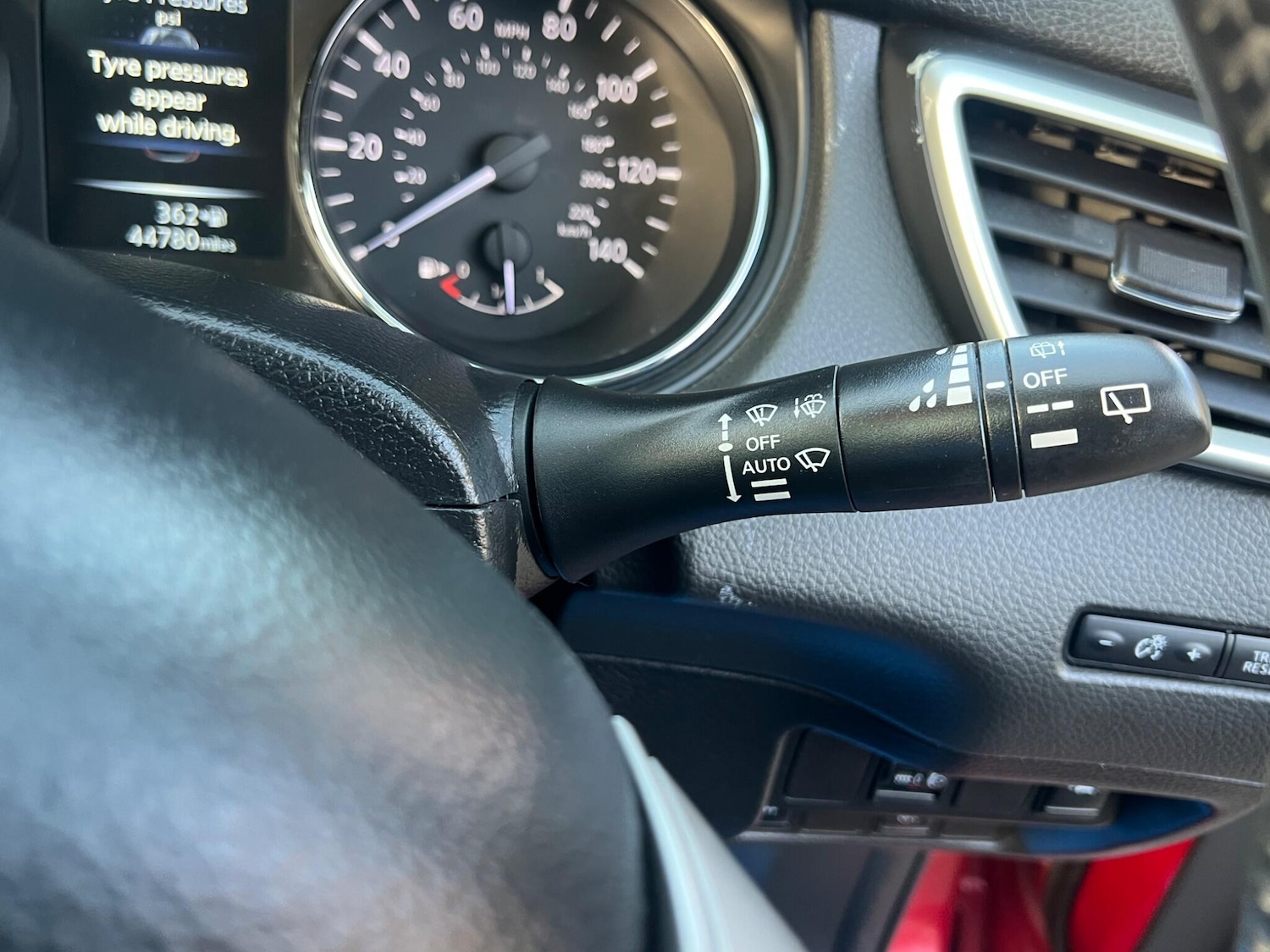 Used Nissan Qashqai 2017 for sale - 76988808: Photo 27