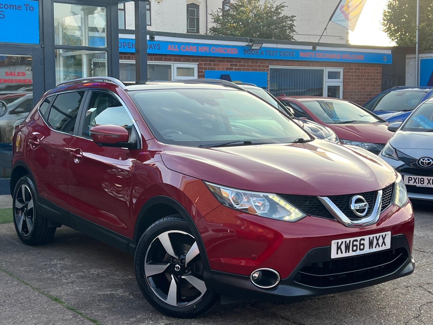 Used Nissan Qashqai 2017 for sale - 76988808: Photo 50