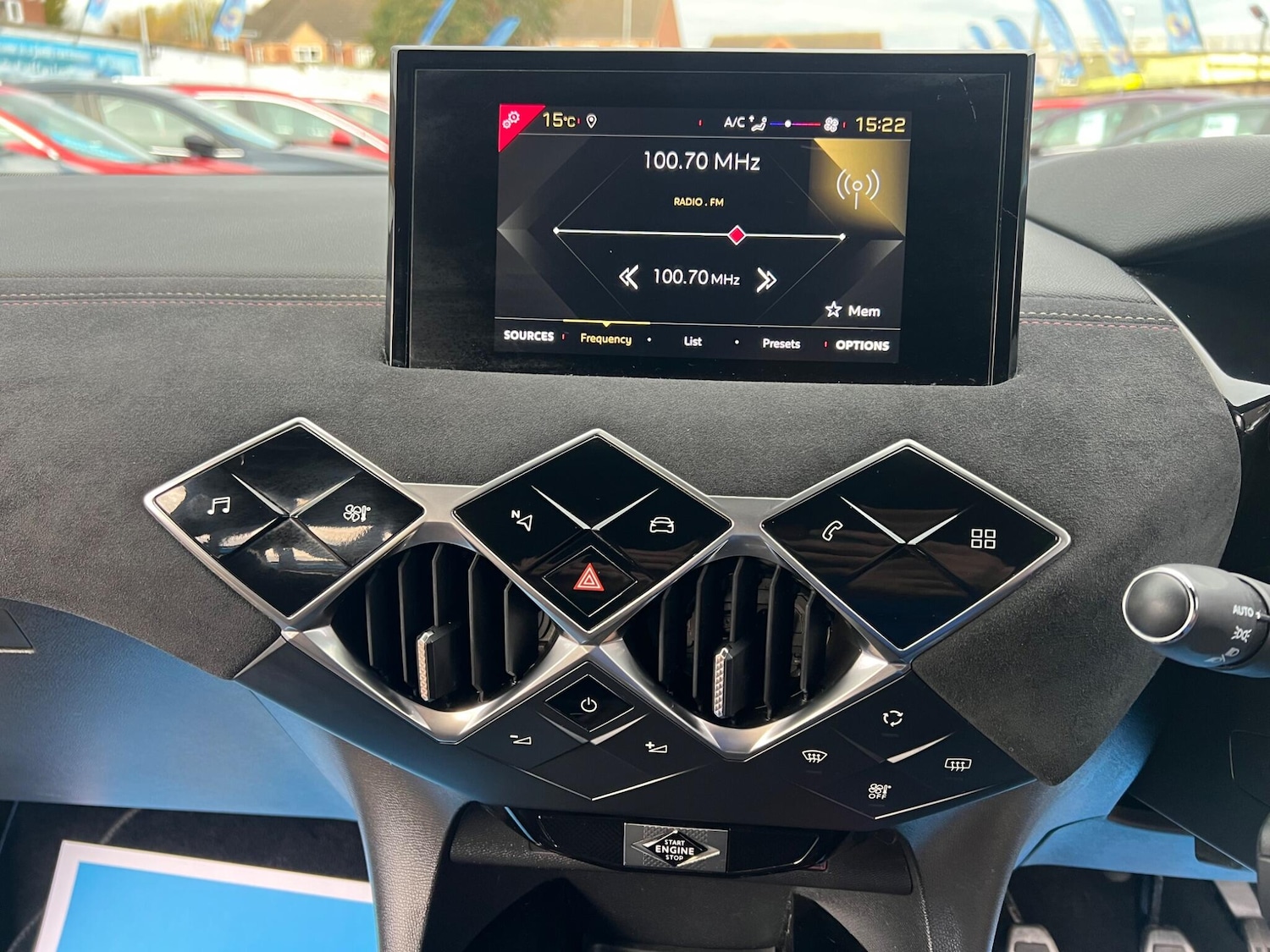 Used DS Automobiles DS 3 Crossback 2019 for sale - 76432982: Photo 22