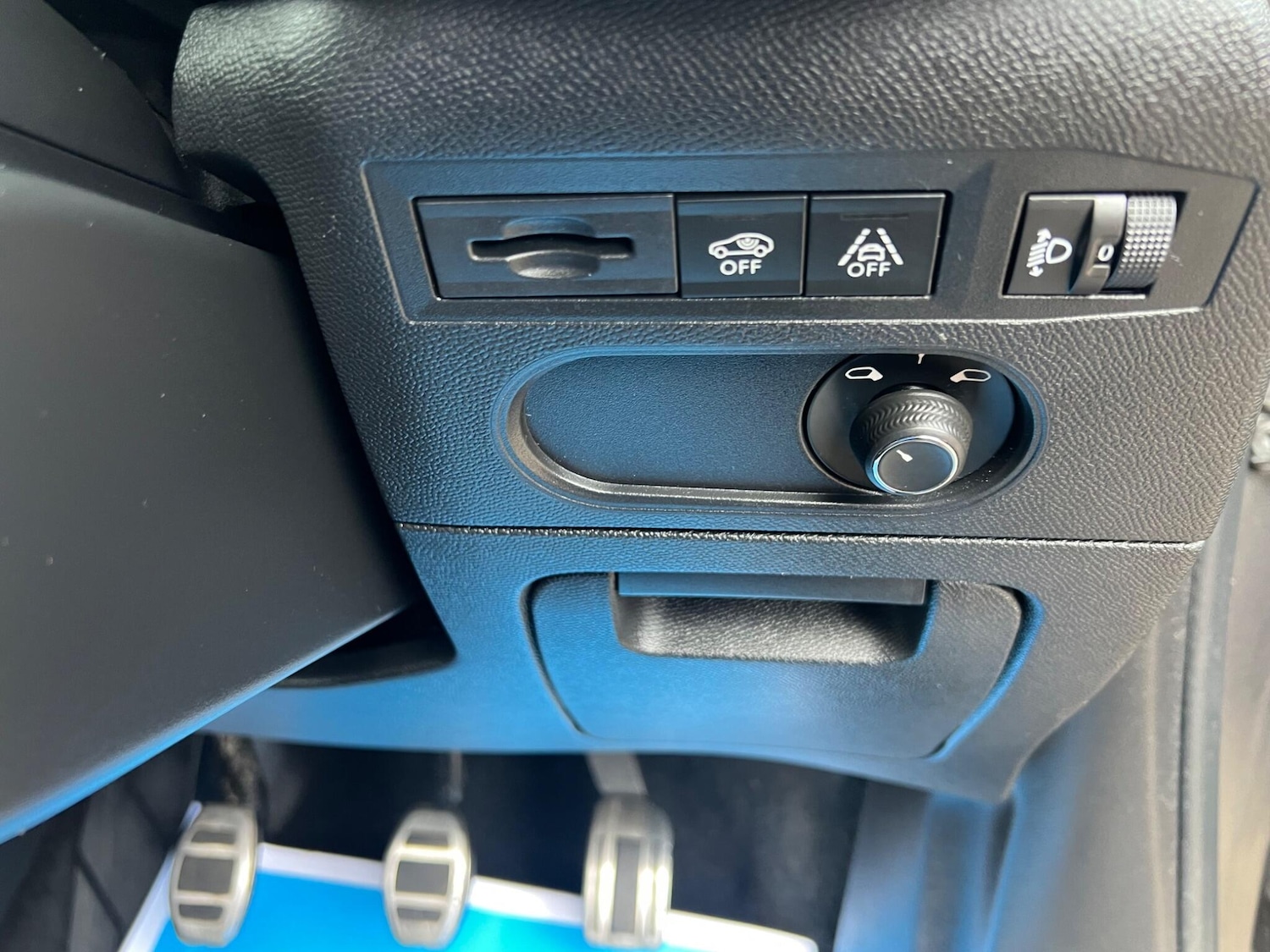 Used DS Automobiles DS 3 Crossback 2019 for sale - 76432982: Photo 31