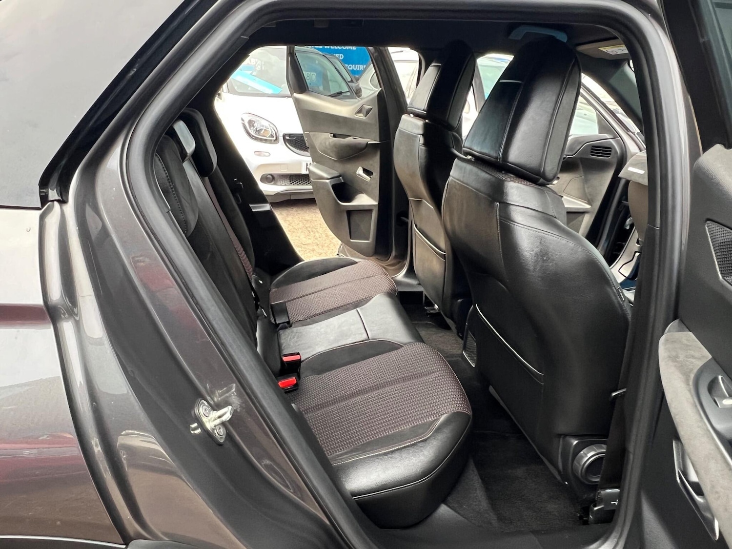 Used DS Automobiles DS 3 Crossback 2019 for sale - 76432982: Photo 37