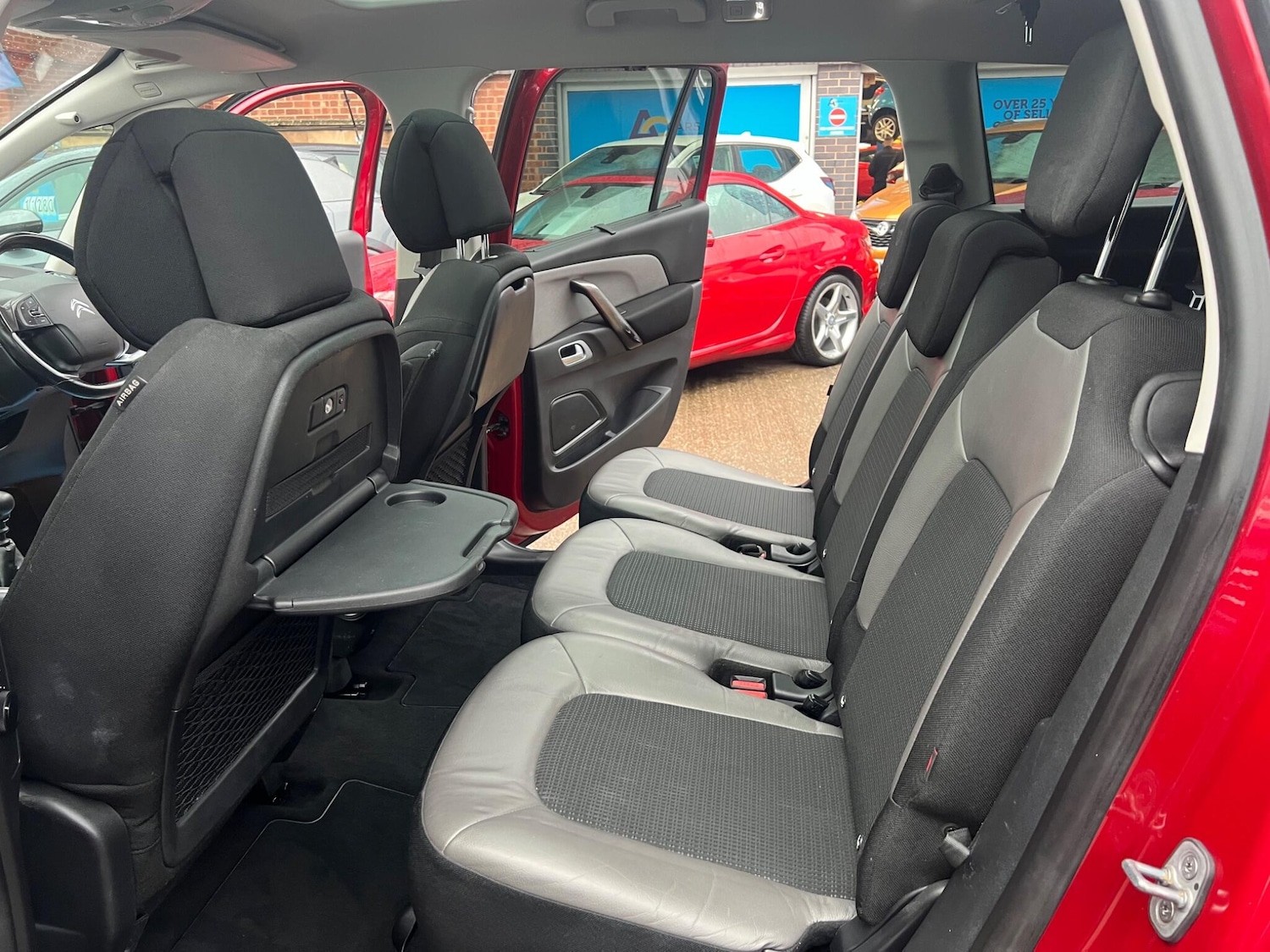 Used Citroen C4 Grand Picasso 2018 for sale - 76801543: Photo 32