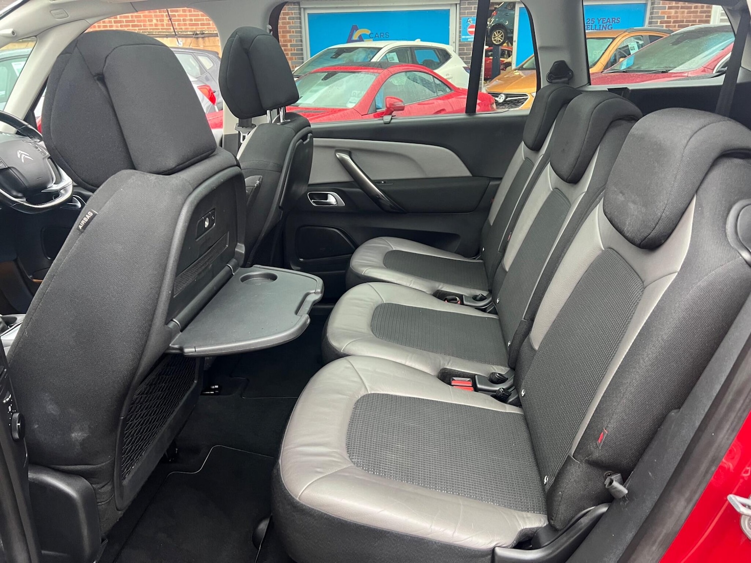 Used Citroen C4 Grand Picasso 2018 for sale - 76801543: Photo 5