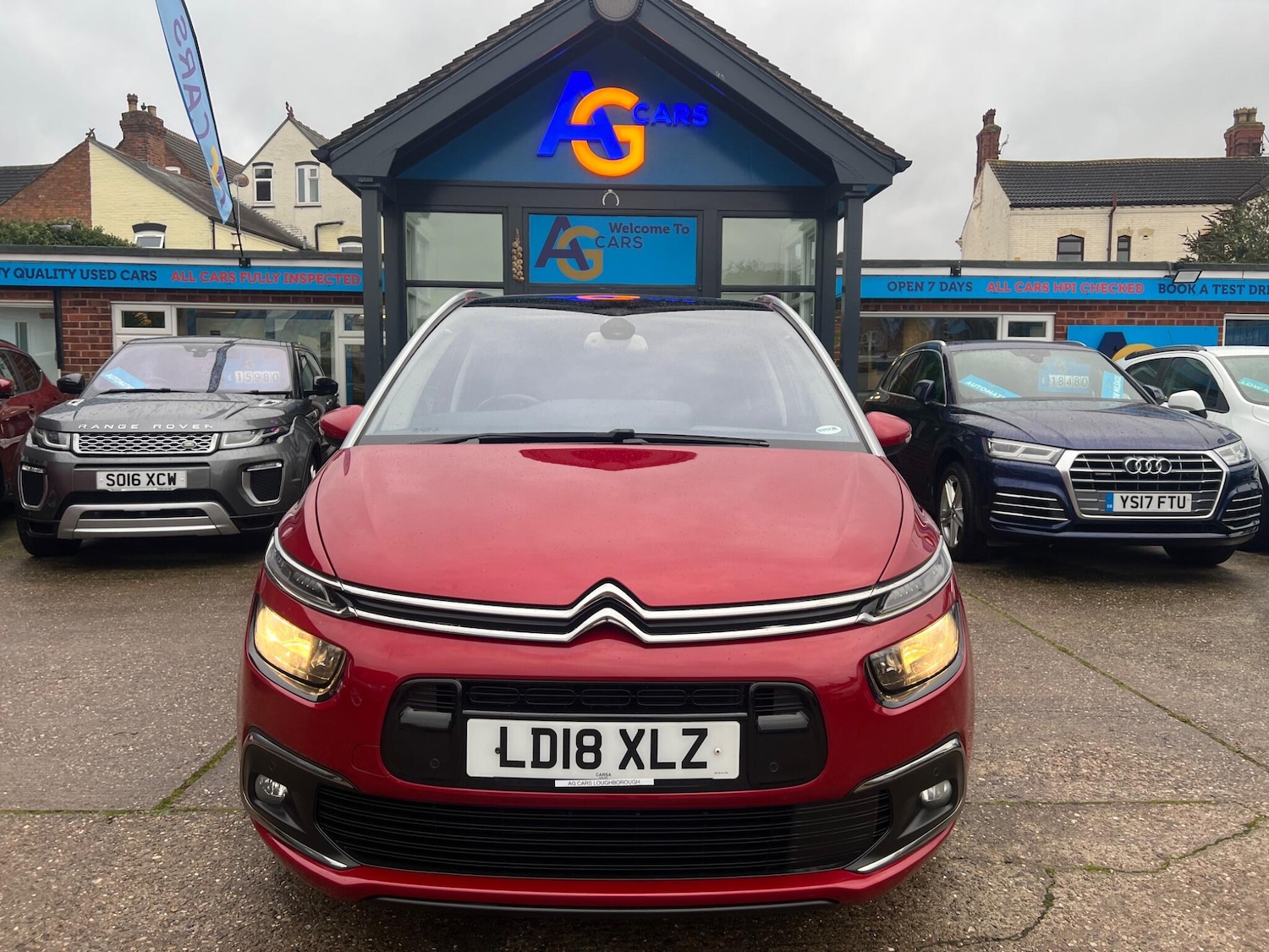 Used Citroen C4 Grand Picasso 2018 for sale - 76801543: Photo 9