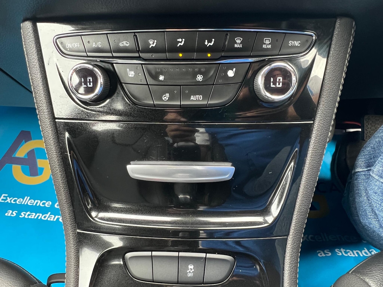 Vehicle 44