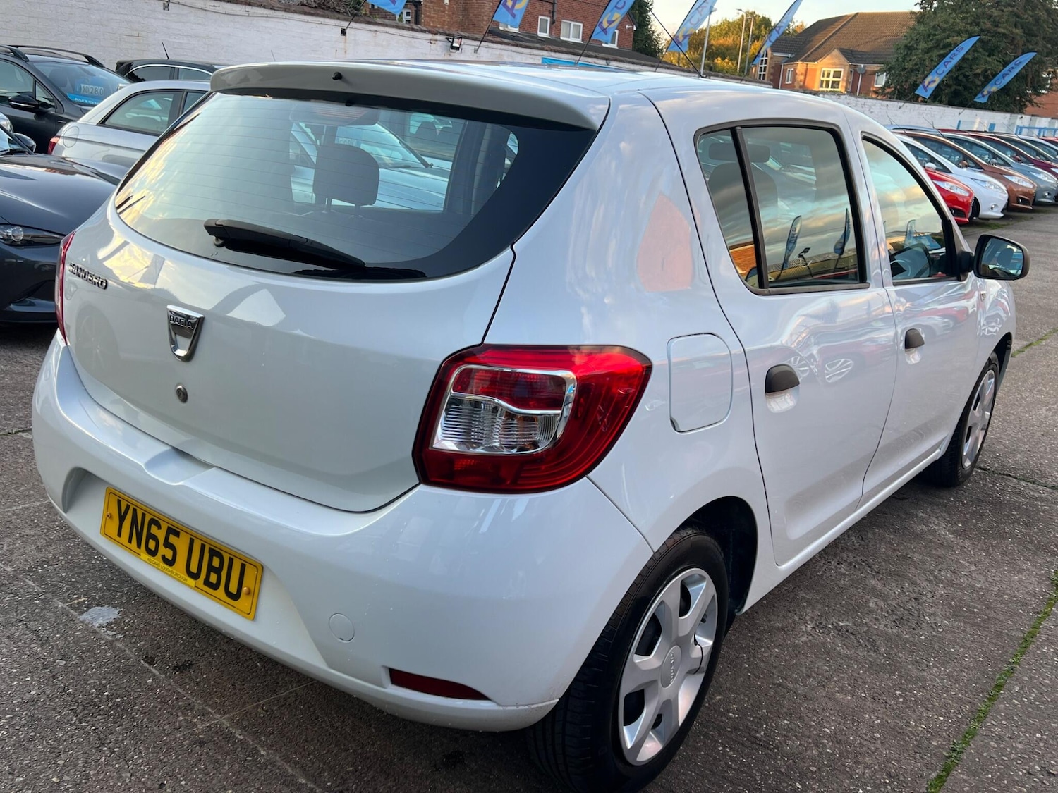 Used Dacia Sandero 2015 for sale - 76122520: Photo 15