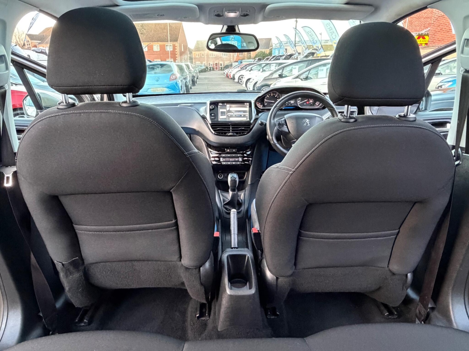 Used Peugeot 208 2014 for sale - 77940025: Photo 32