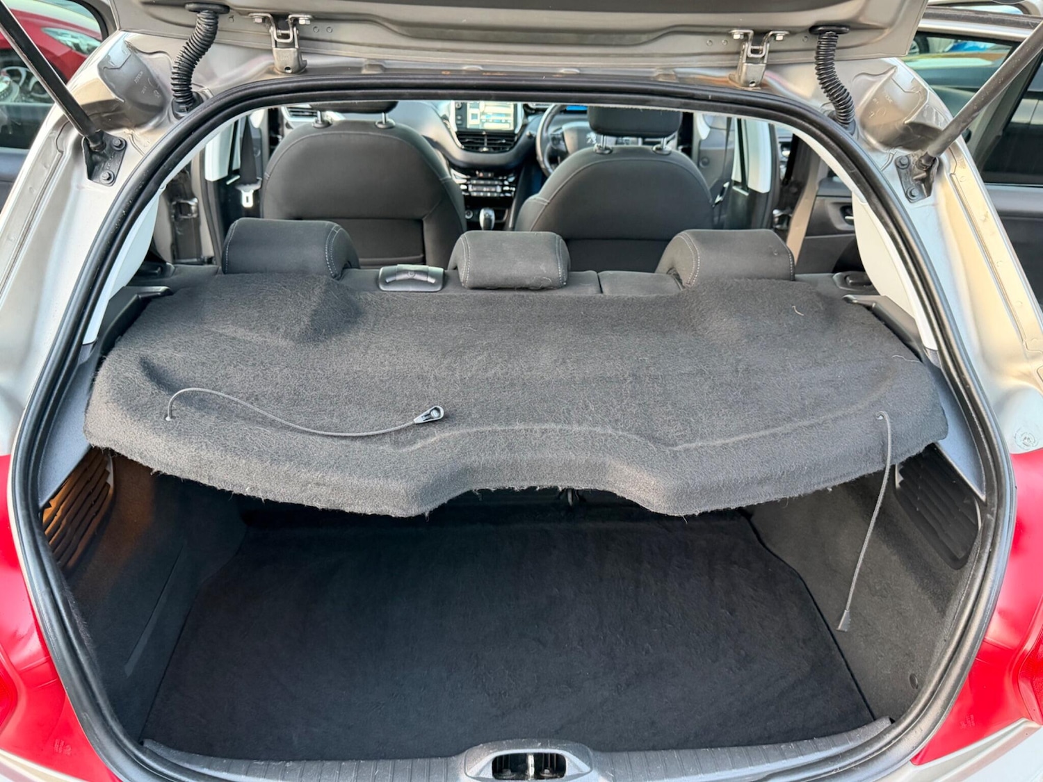 Used Peugeot 208 2014 for sale - 77940025: Photo 52