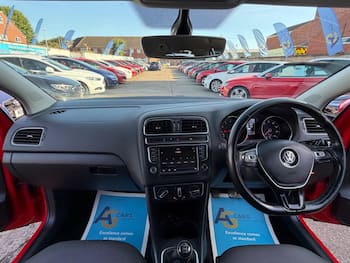 Used Volkswagen Polo 2017 for sale - 79472087: Photo