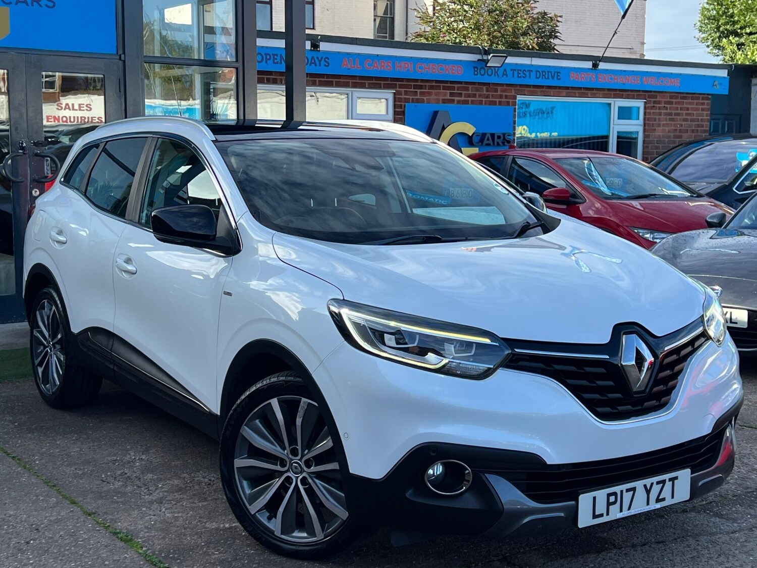 Used Renault Kadjar 2017 for sale - 76012584: Photo 14