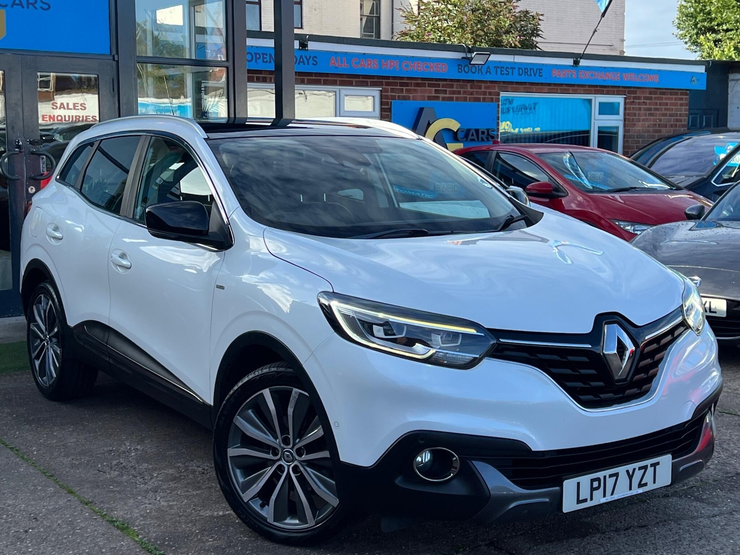 Used Renault Kadjar 2017 for sale - 76012584: Photo 72