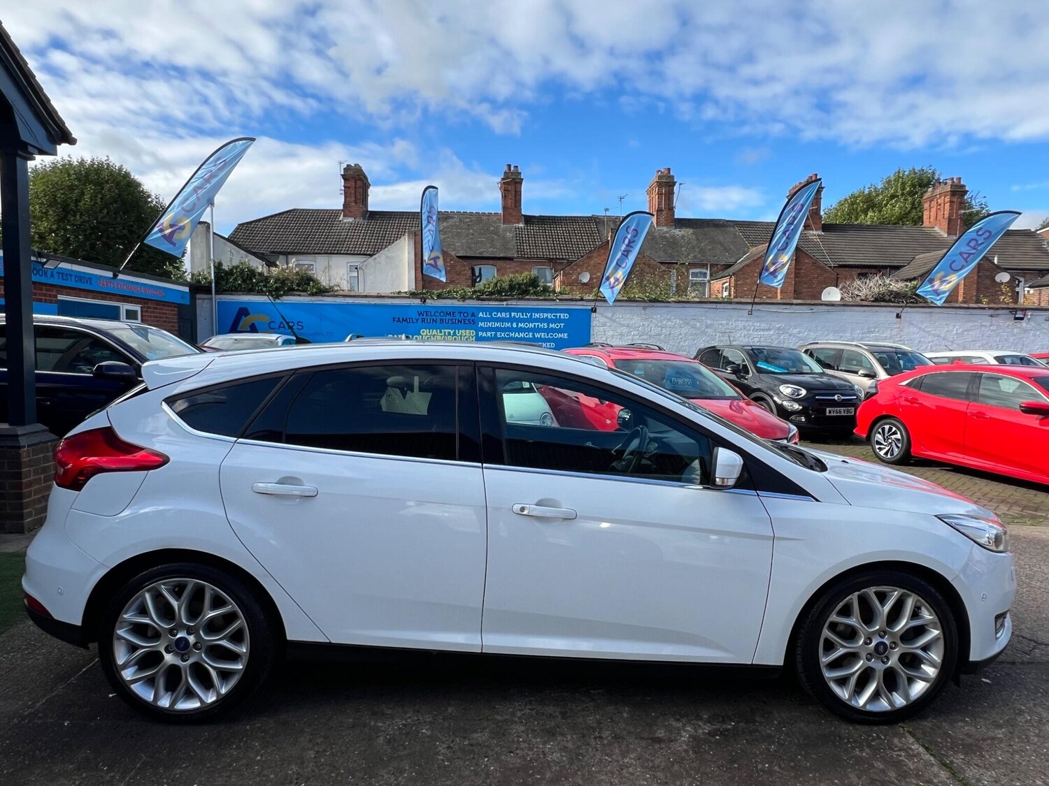 Used Ford Focus 2017 for sale - 76269613: Photo 15