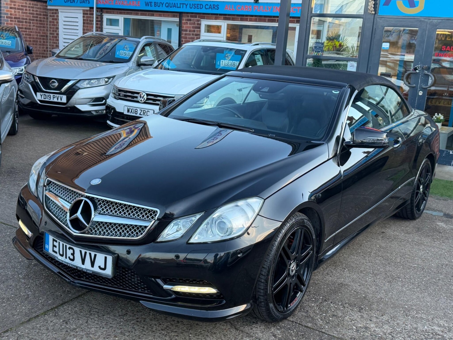 Used Mercedes-Benz E Class for sale - 77737077: Photo 10