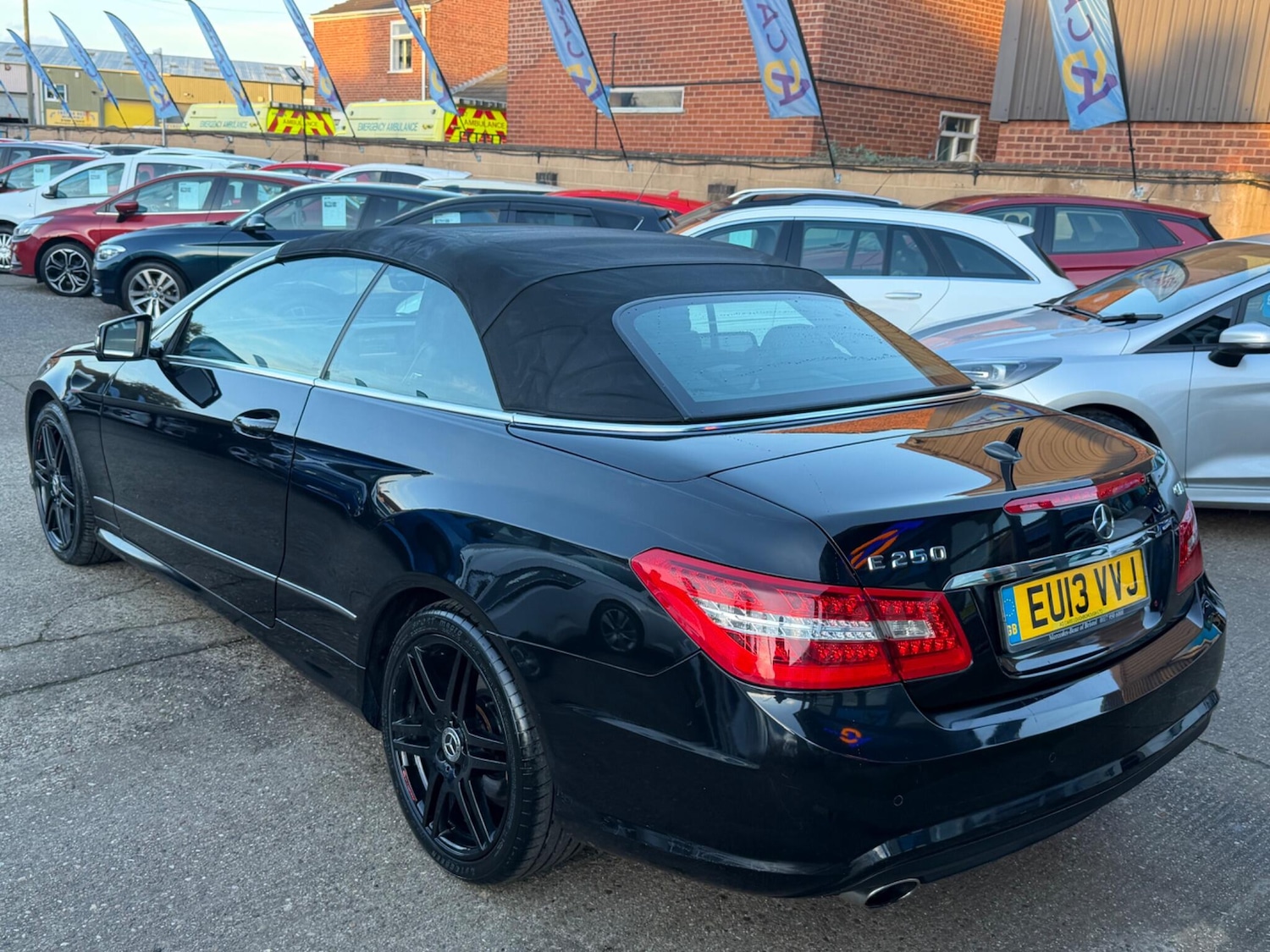 Used Mercedes-Benz E Class for sale - 77737077: Photo 13