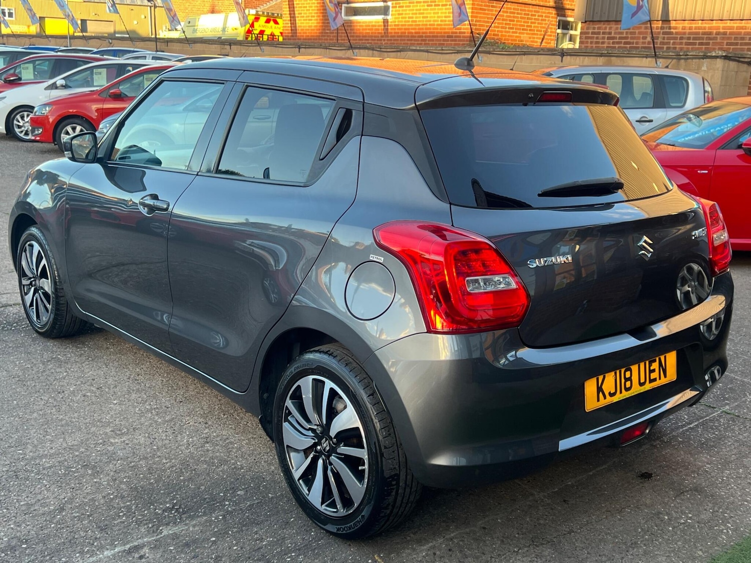 Used Suzuki Swift 2018 for sale - 76498543: Photo 16