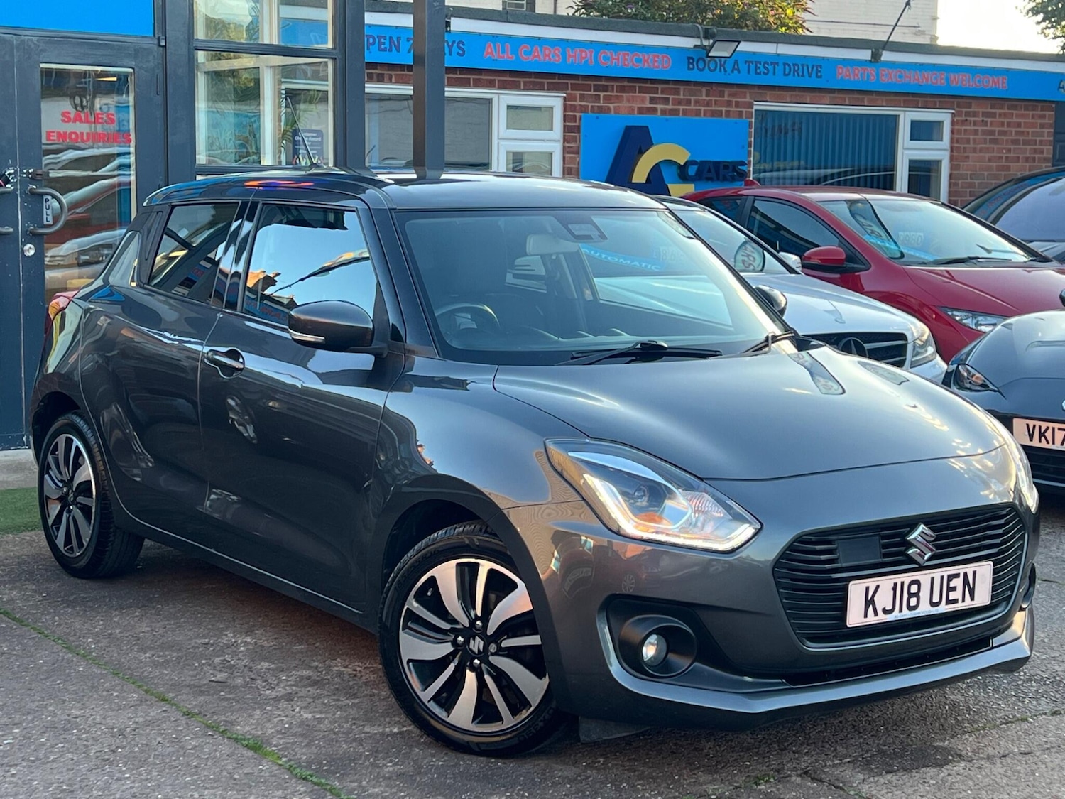 Used Suzuki Swift 2018 for sale - 76498543: Photo 46