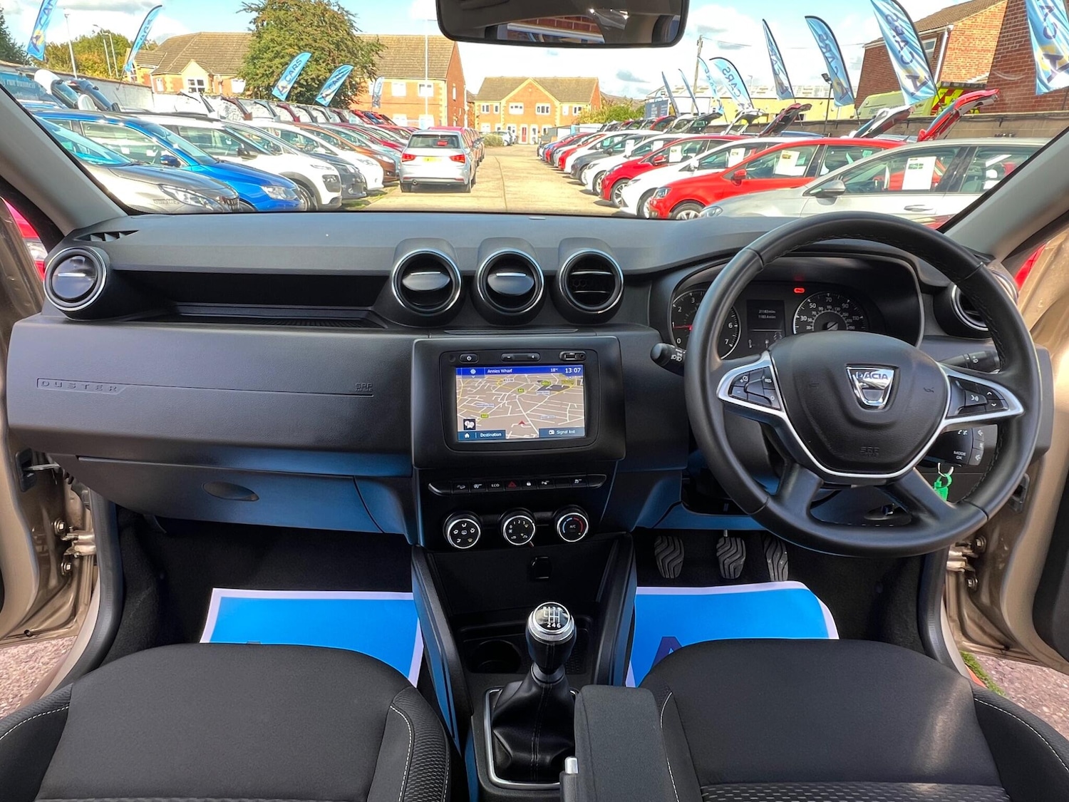 Used Dacia Duster 2020 for sale - 76099537: Photo 2