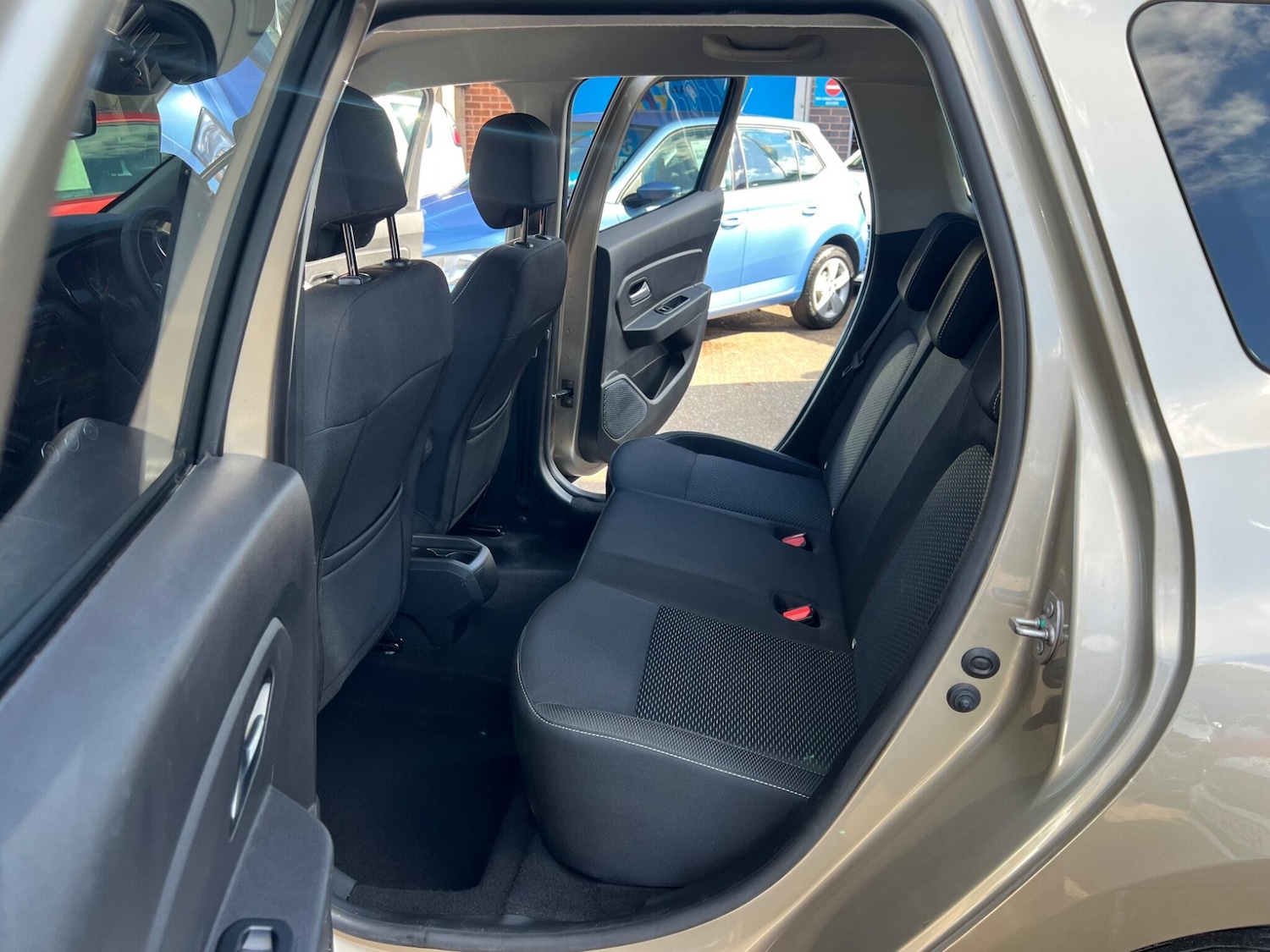 Used Dacia Duster 2020 for sale - 76099537: Photo 5