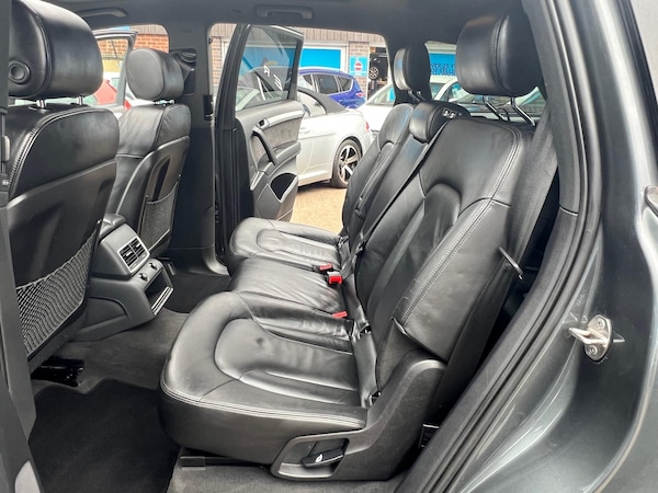 Used Audi Q7 2012 for sale - 76200425: Photo 32