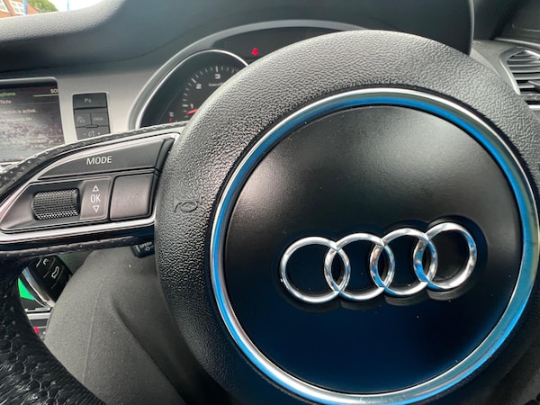 Used Audi Q7 2012 for sale - 76200425: Photo 45