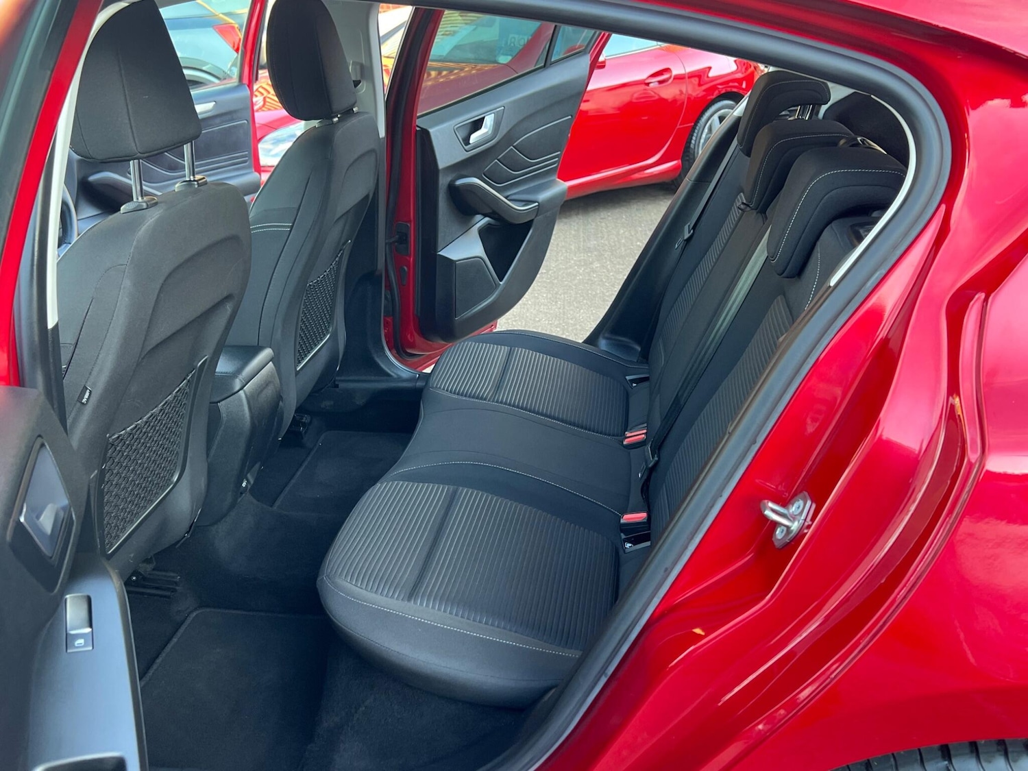 Used Ford Focus 2021 for sale - 76997340: Photo 5