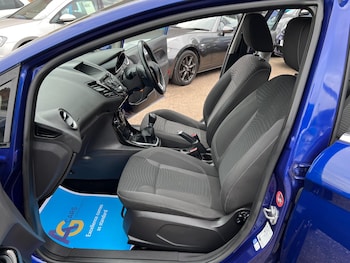 Used Ford Fiesta 2015 for sale - 75463705: Photo