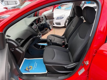 Used Vauxhall Viva 2016 for sale - 79602065: Photo