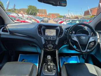 Used Hyundai Santa Fe 2015 for sale - 75051093: Photo