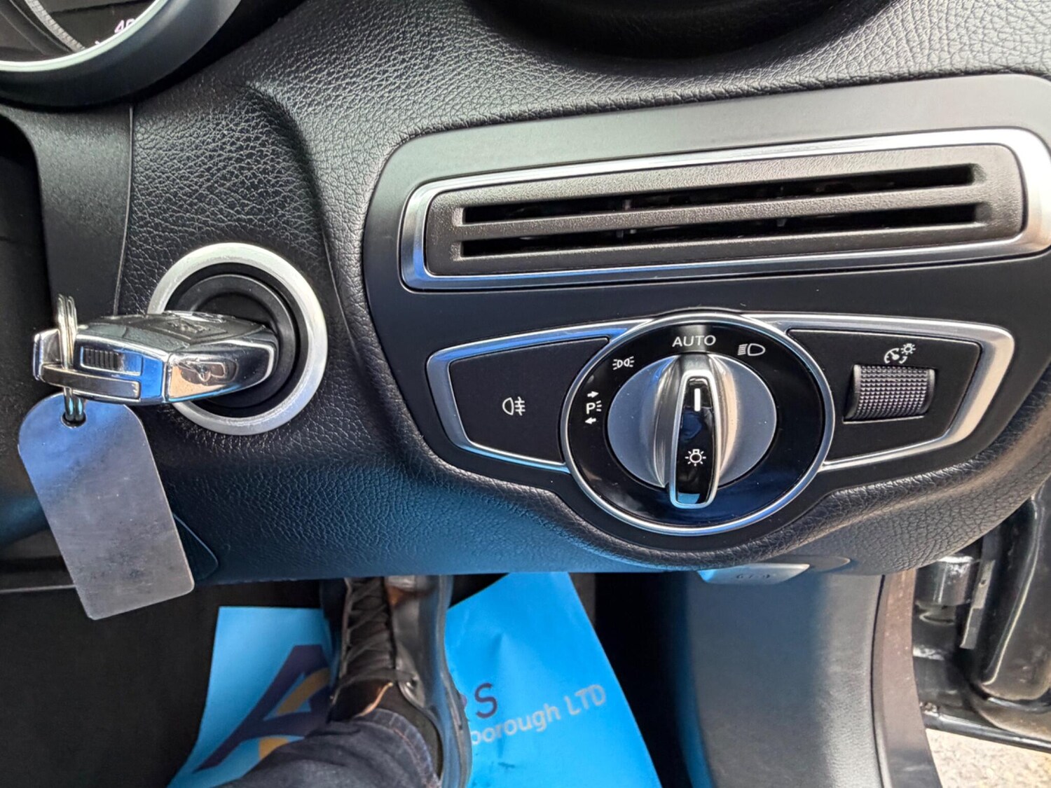 Used Mercedes-Benz C Class for sale - 77496658: Photo 32