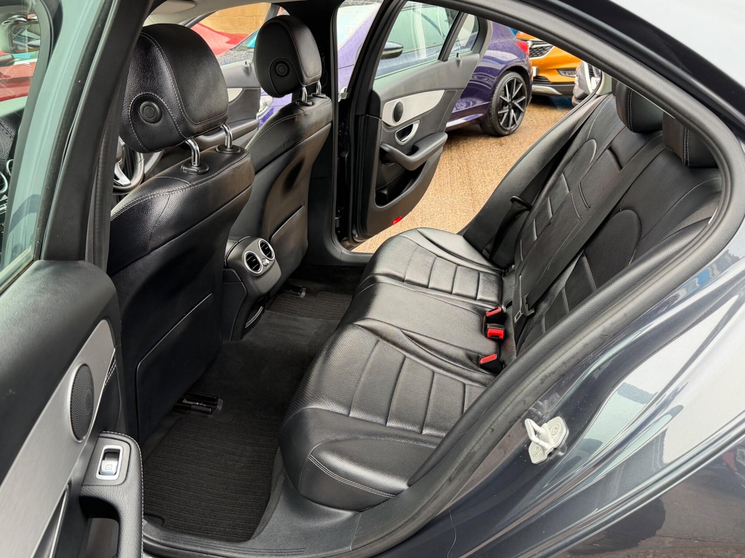 Used Mercedes-Benz C Class for sale - 77496658: Photo 5