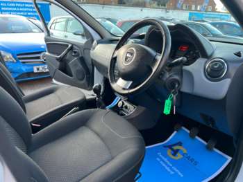 Used Dacia Duster 2013 for sale - 74310561: Photo