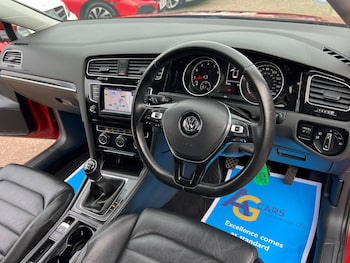 Used Volkswagen Golf 2013 for sale - 75949738: Photo