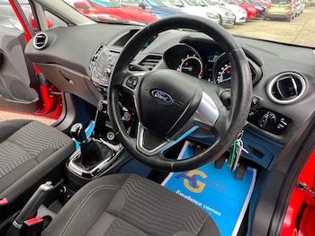 Used Ford Fiesta 2015 for sale - 75728974: Photo