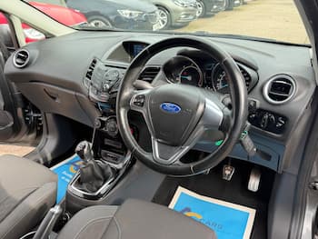 Used Ford Fiesta 2015 for sale - 79602067: Photo