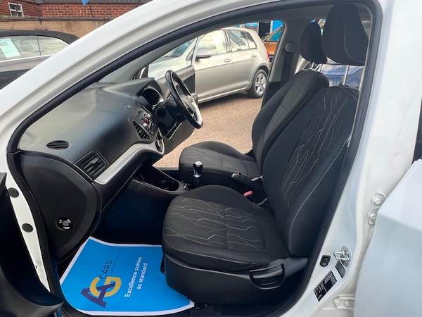 Used Kia Picanto 2014 for sale - 76282798: Photo 29