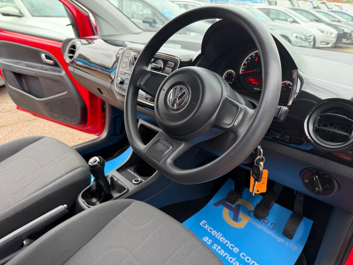 Used Volkswagen up! 2013 for sale - 77994190: Photo 26