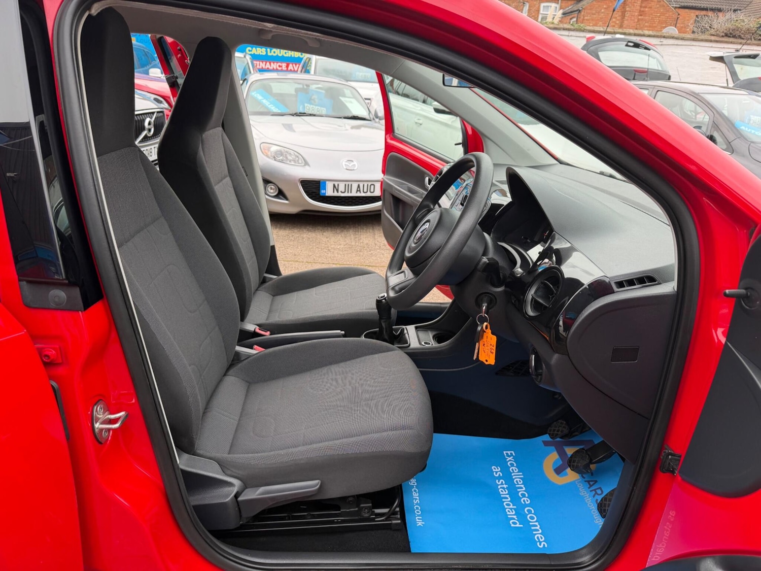 Used Volkswagen up! 2013 for sale - 77994190: Photo 31