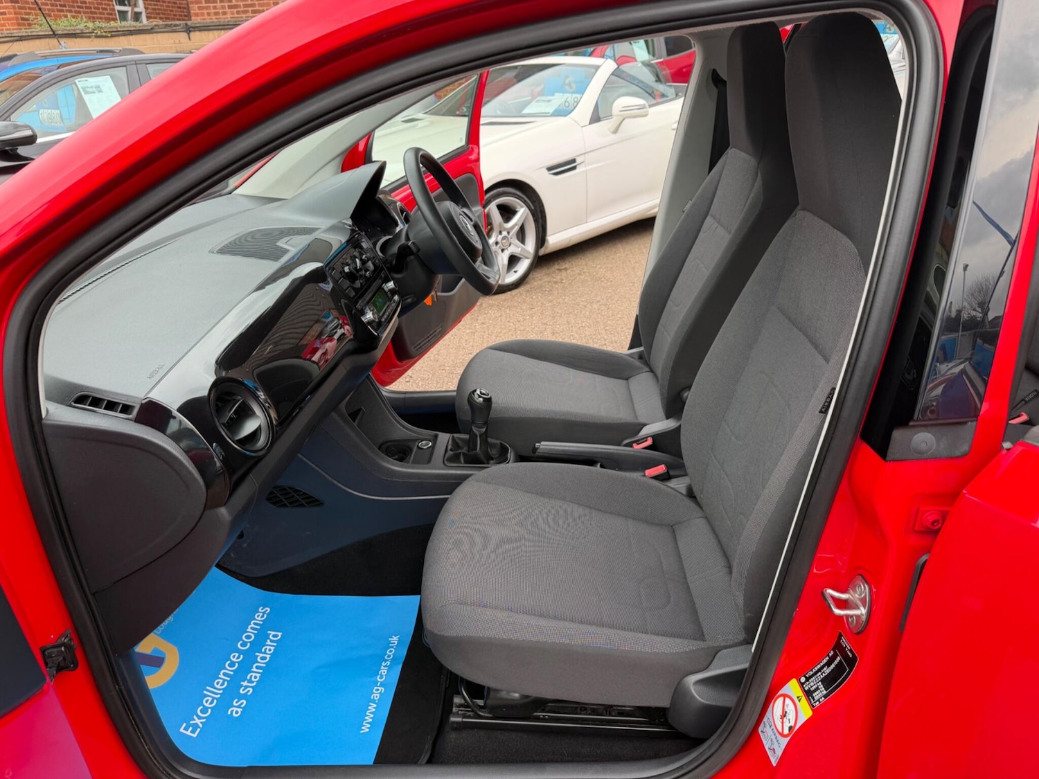 Used Volkswagen up! 2013 for sale - 77994190: Photo 34