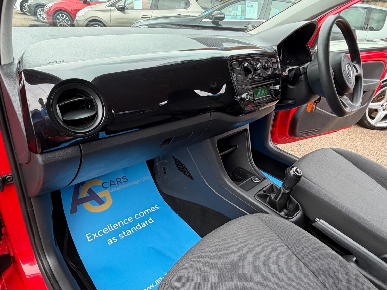 Used Volkswagen up! 2013 for sale - 77994190: Photo 35